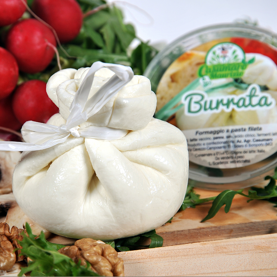 BURRATA  fresca con panna e straccetti di mozzarella  in sacchetto da circa  200g con 5 giorni di scadenza